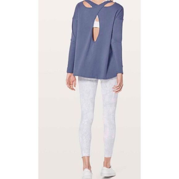 LULULEMON ATHLETICA Back Into It Long Sleeve In Moody Blues Size Medium - Picture 1 of 6